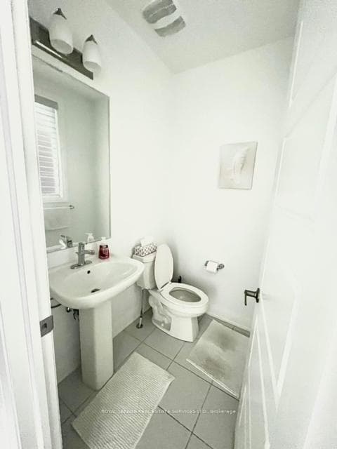 980 Logan Drive Unit 9 photo 5
