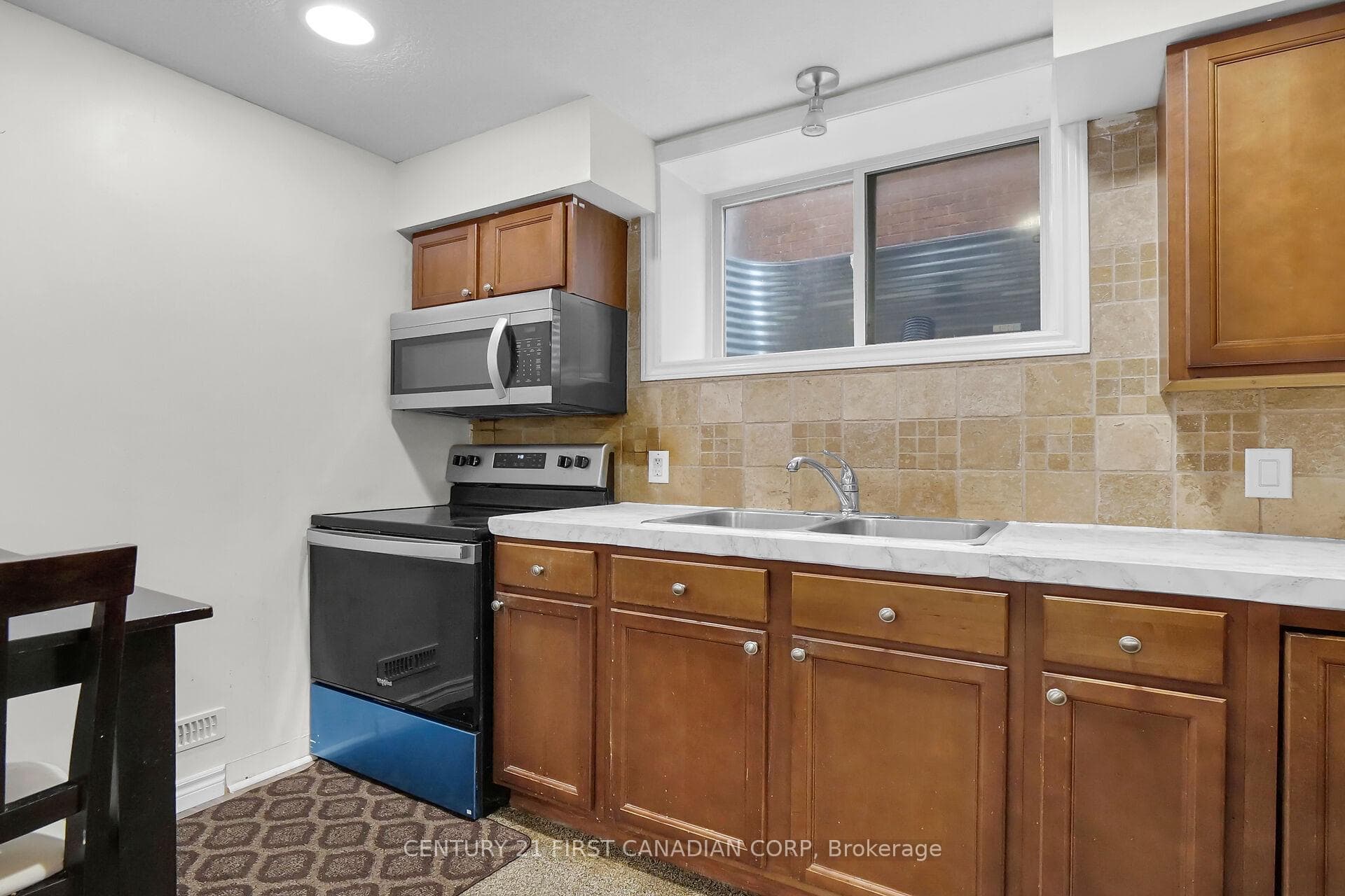 1597 Stackhouse Avenue photo 31