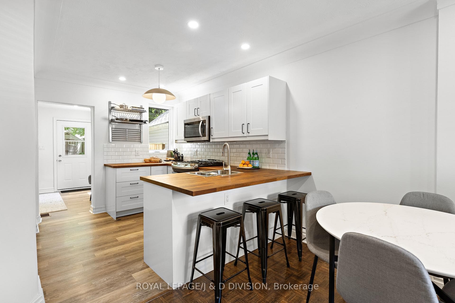 123 Drayton Avenue photo 10