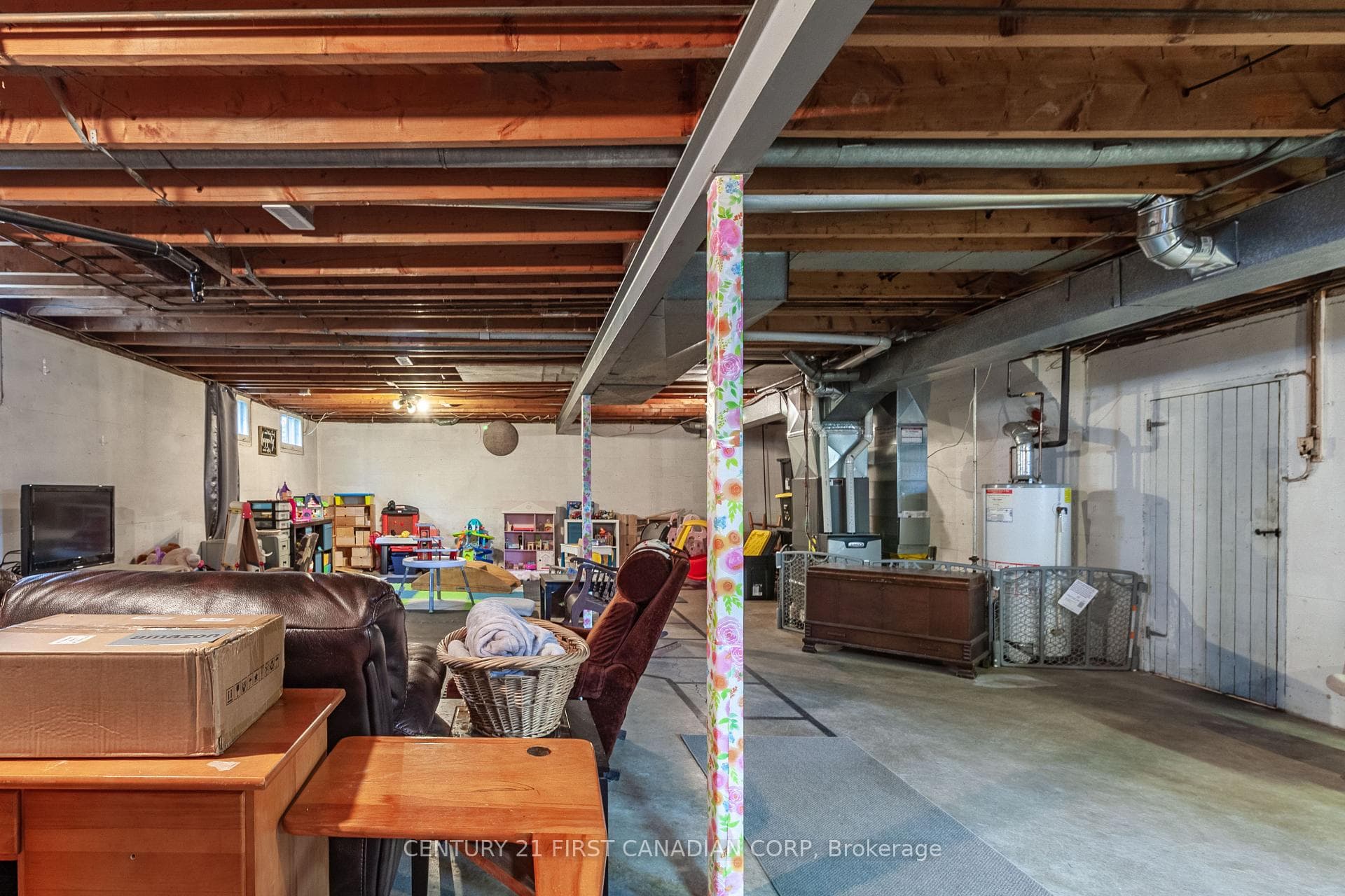 1721 Moffatt Avenue photo 40