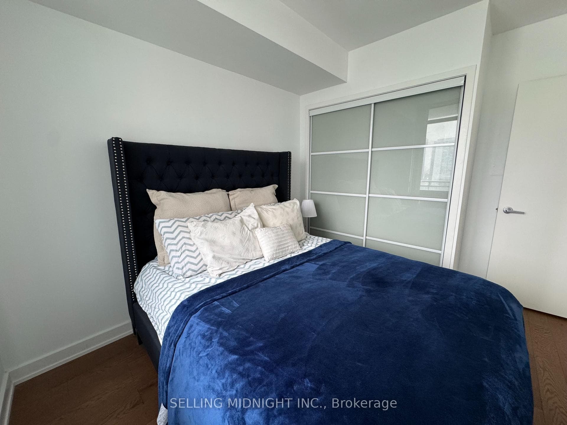 5 Mariner Terrace Unit 3609 photo 21