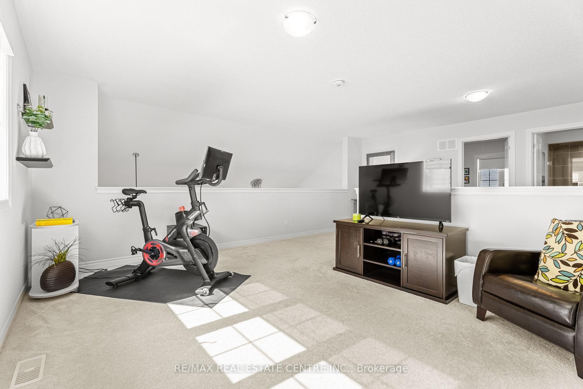 21 Overlea Drive photo 31
