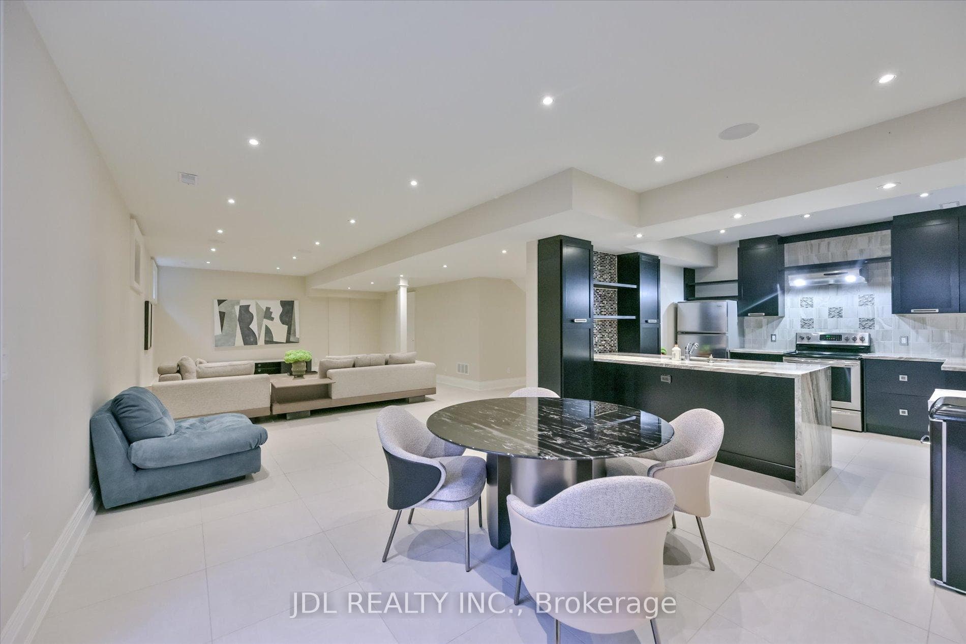 38A Doverwood Court photo 44