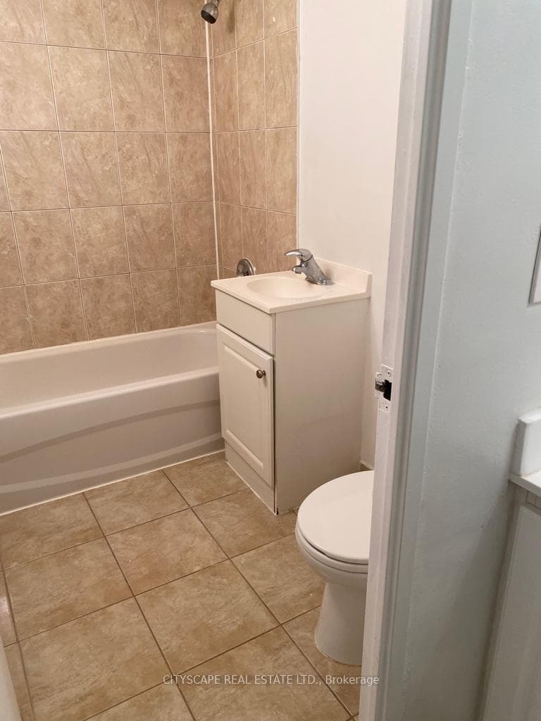 625 The West Mall N/A Unit 101 photo 17