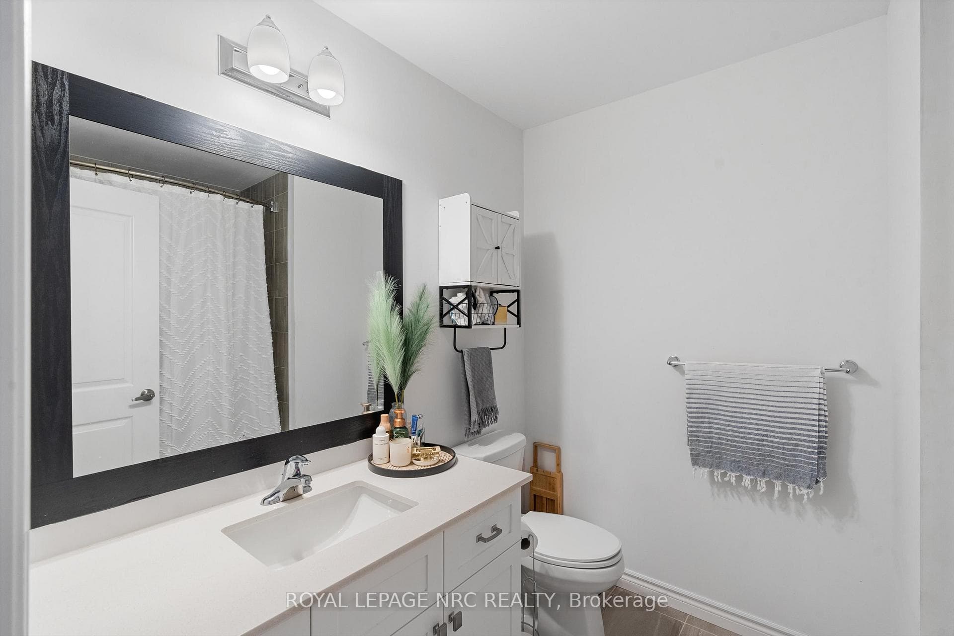 5000 Connor Drive Unit 17 photo 20