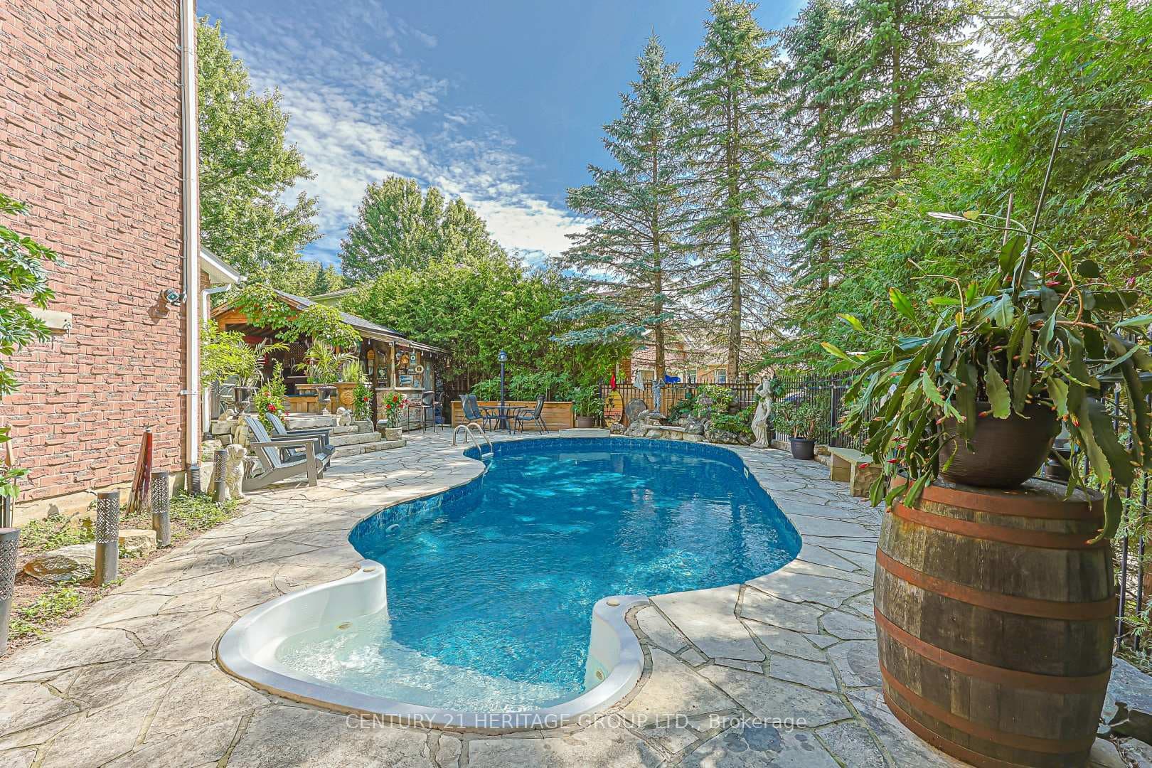 169 Delayne Drive photo 42