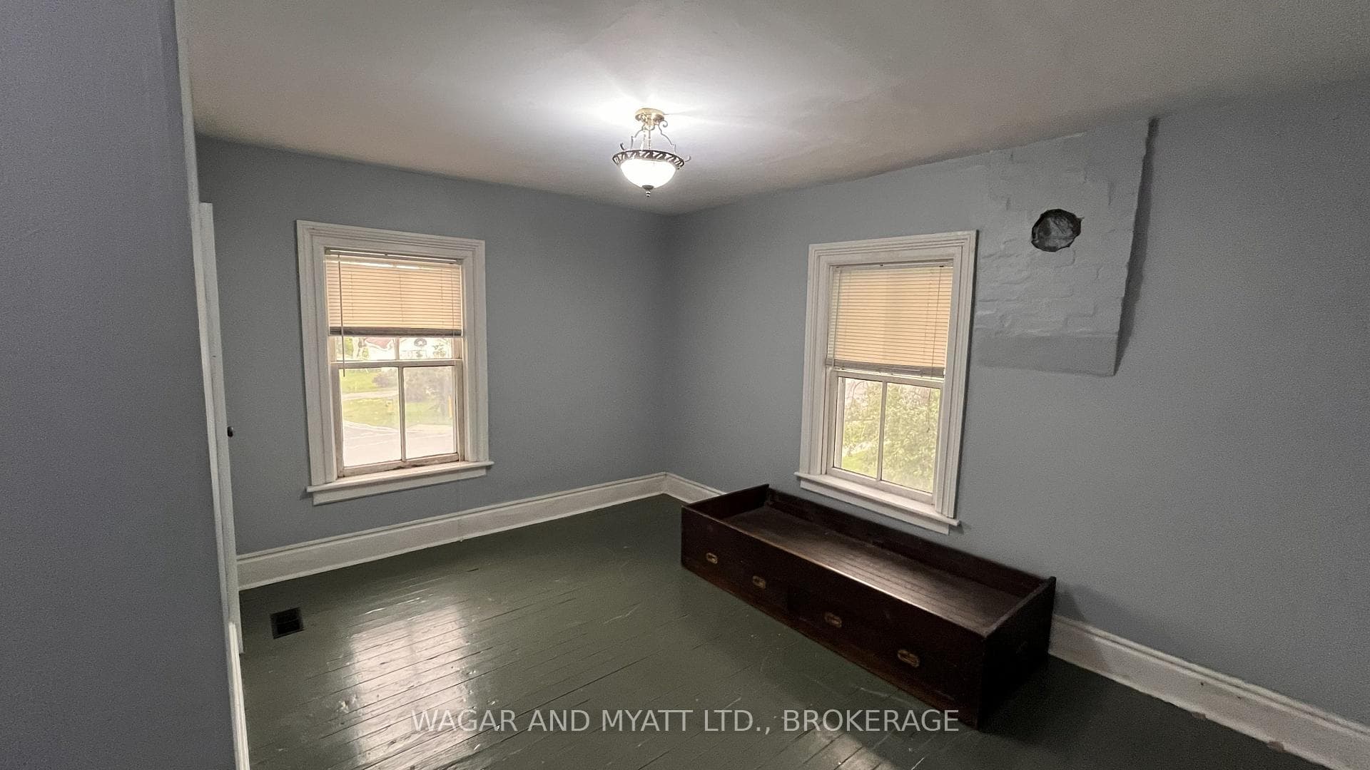226 CAMDEN Road photo 19