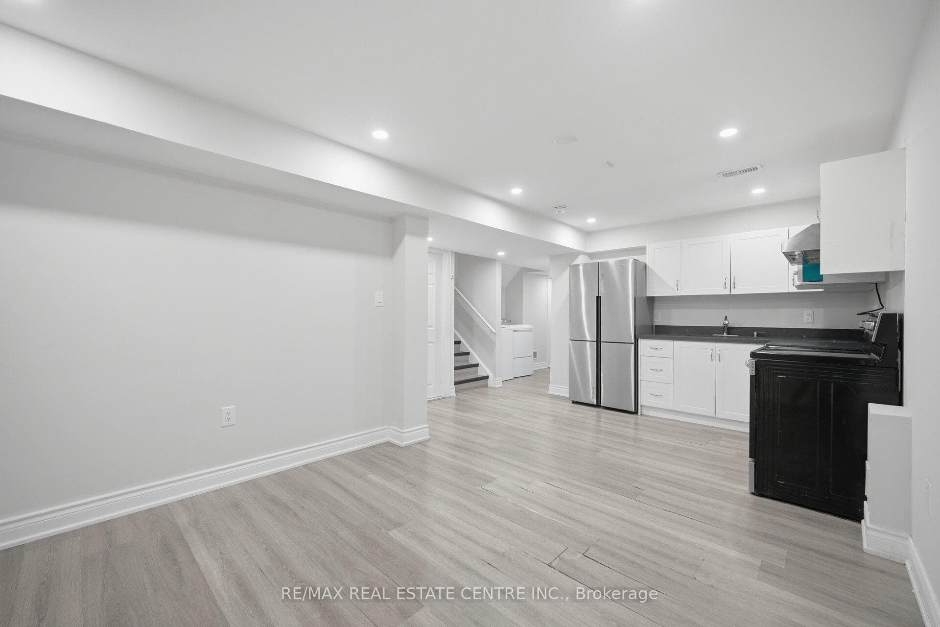 570 Windfields Farm Drive photo 42