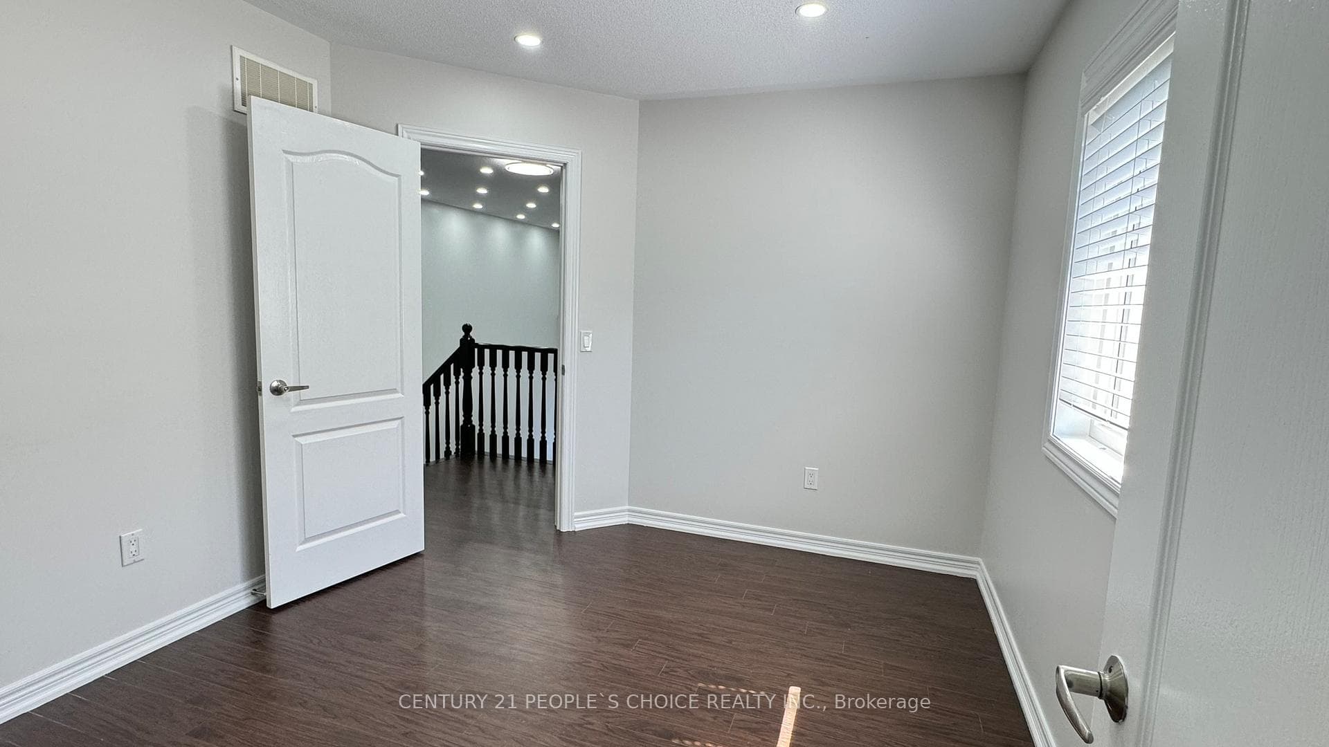 33 Wellman Crescent photo 31