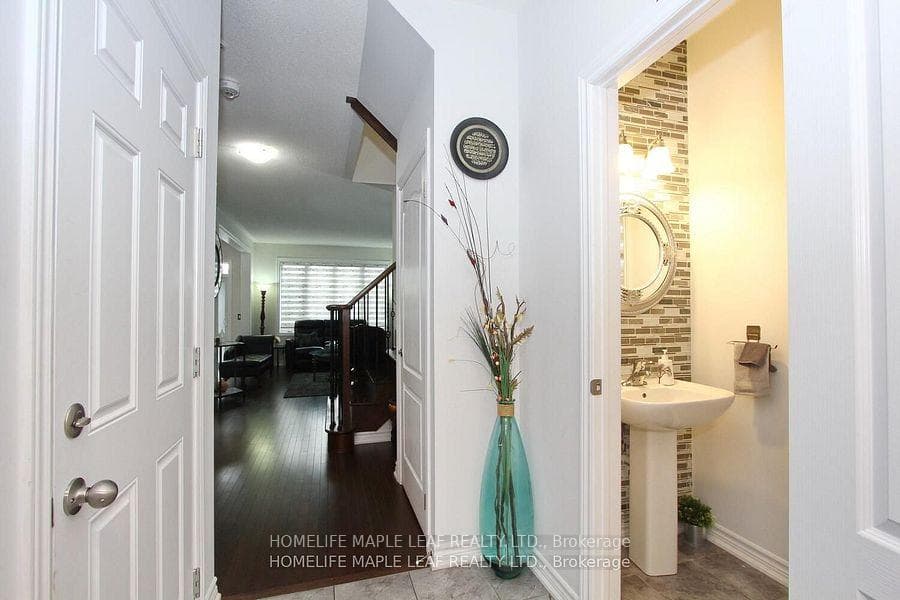 3 Craftsman Road photo 5