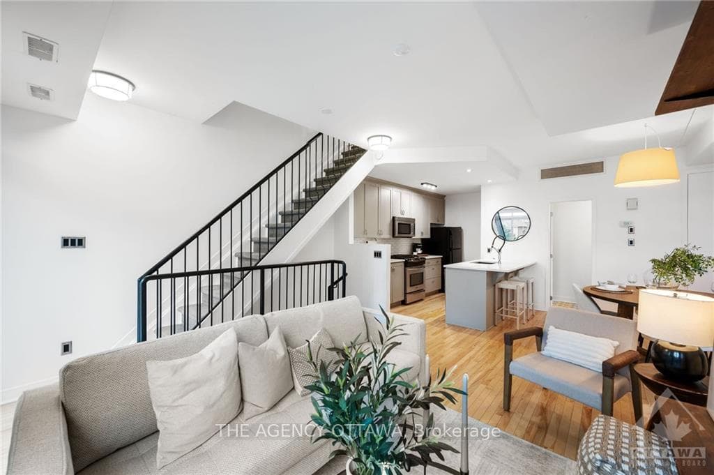 414 NEPEAN Street Unit A photo 11