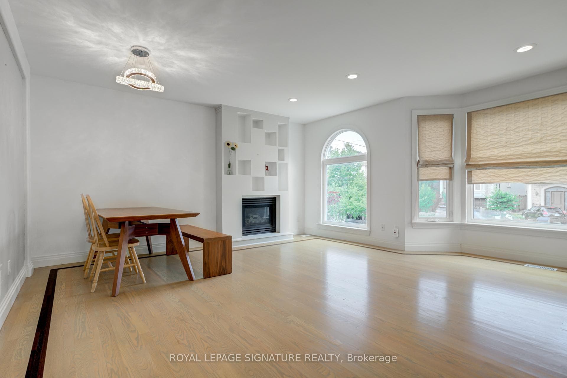 53 Florence Avenue Unit Main photo 5