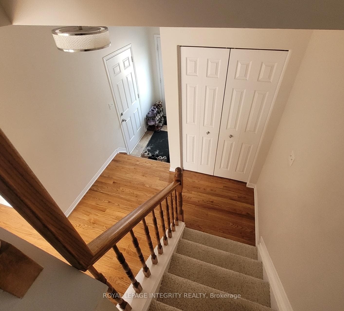 238 Claridge Drive photo 13