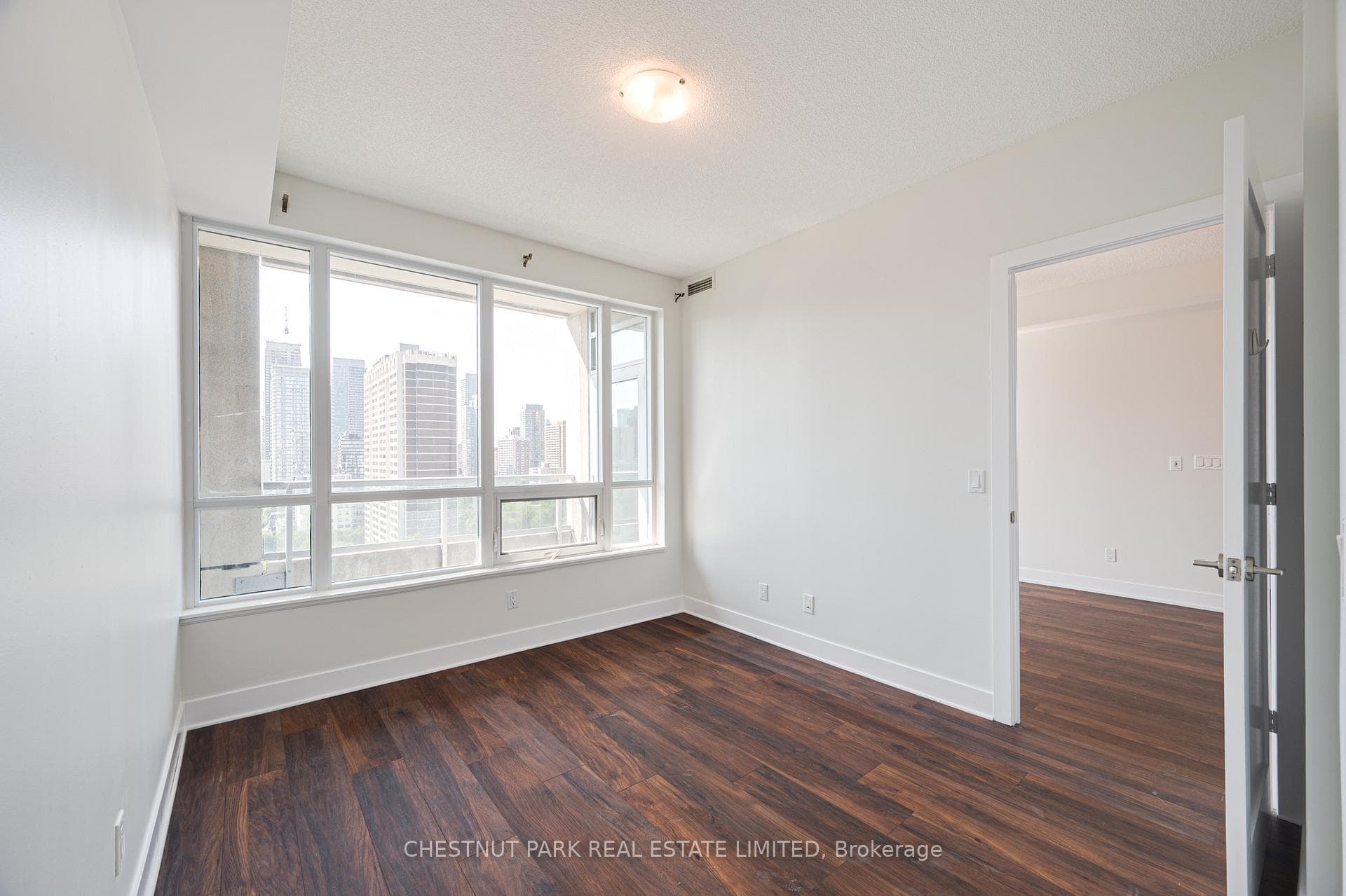 120 Homewood Avenue Unit 1501 photo 4