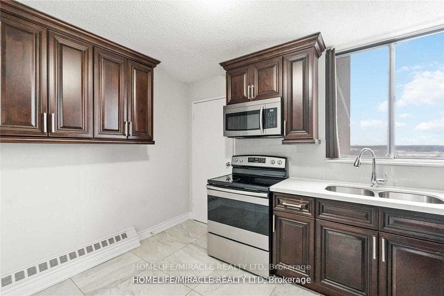 100 Wingarden Court Unit 1002 photo 18