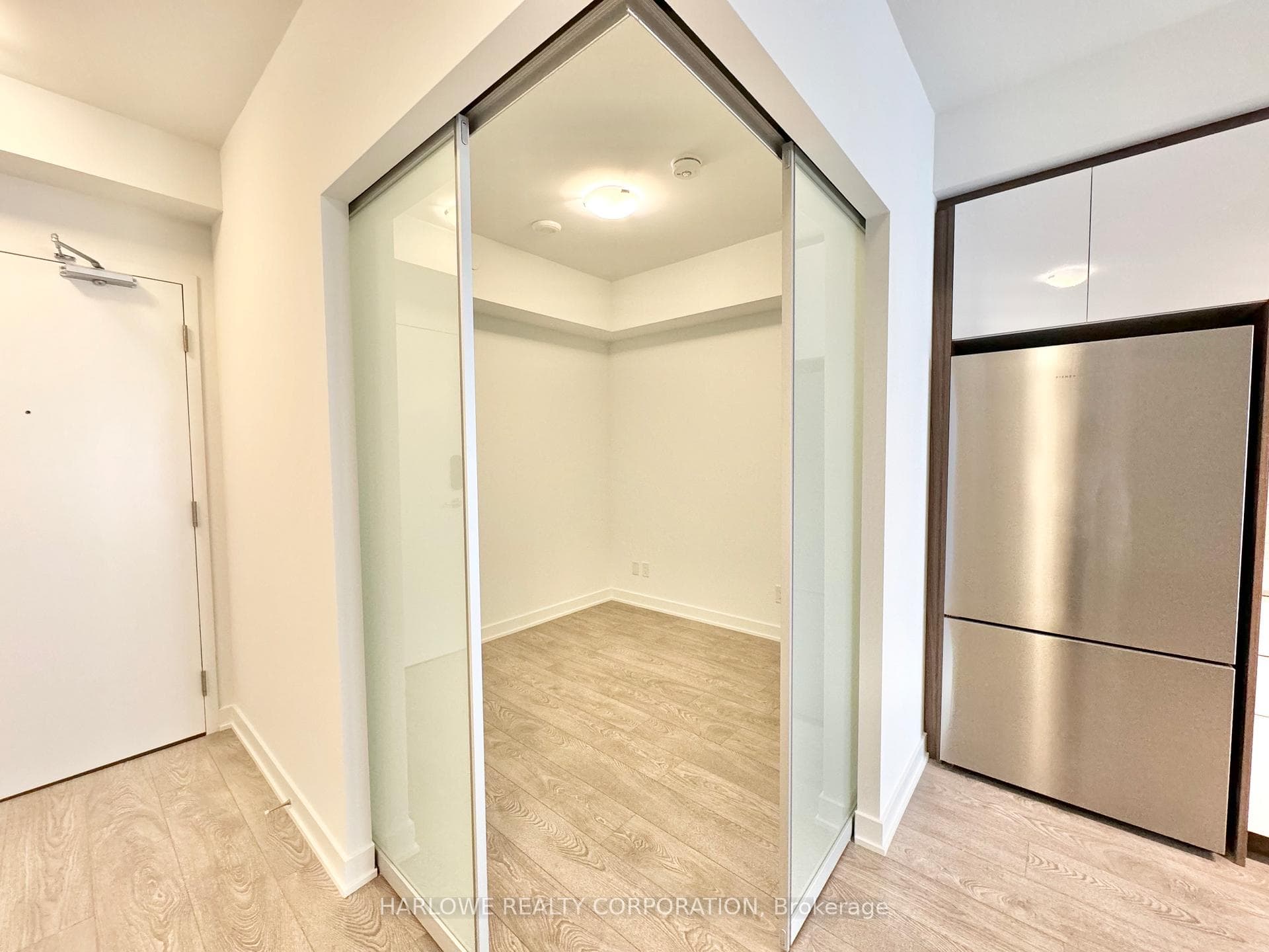 543 Richmond Street Unit 509 photo 4