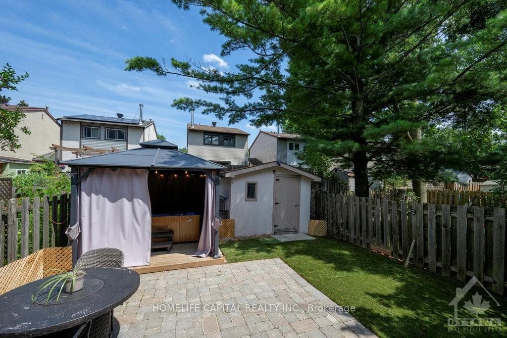 987 AVIGNON Court photo 28