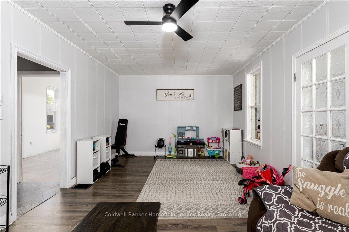 148 Church Avenue photo 18