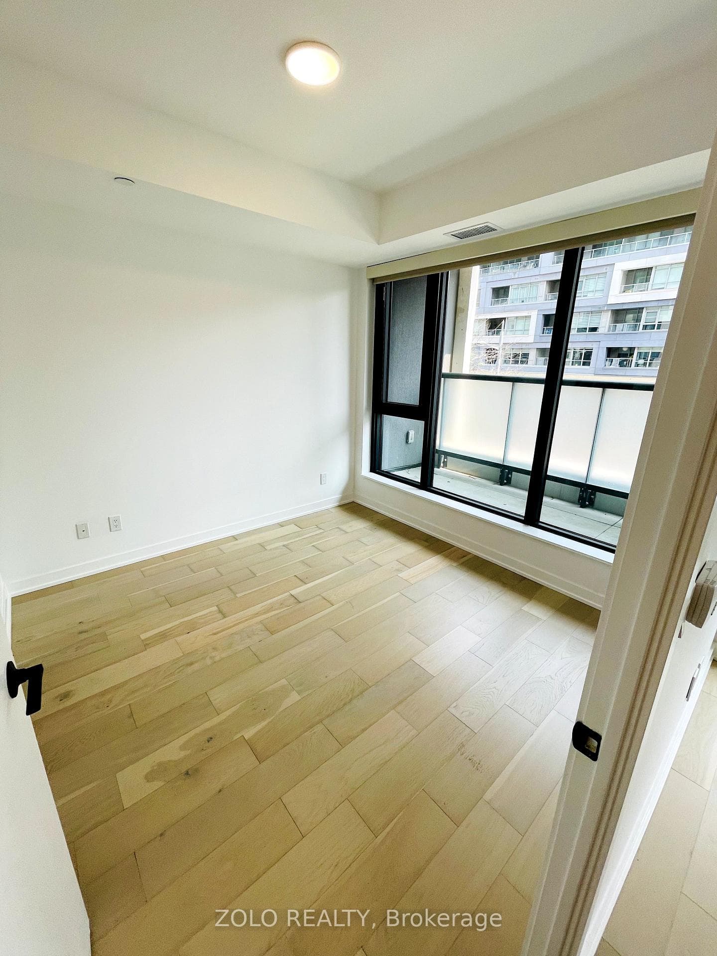 840 St Clair Avenue Unit 316 photo 4