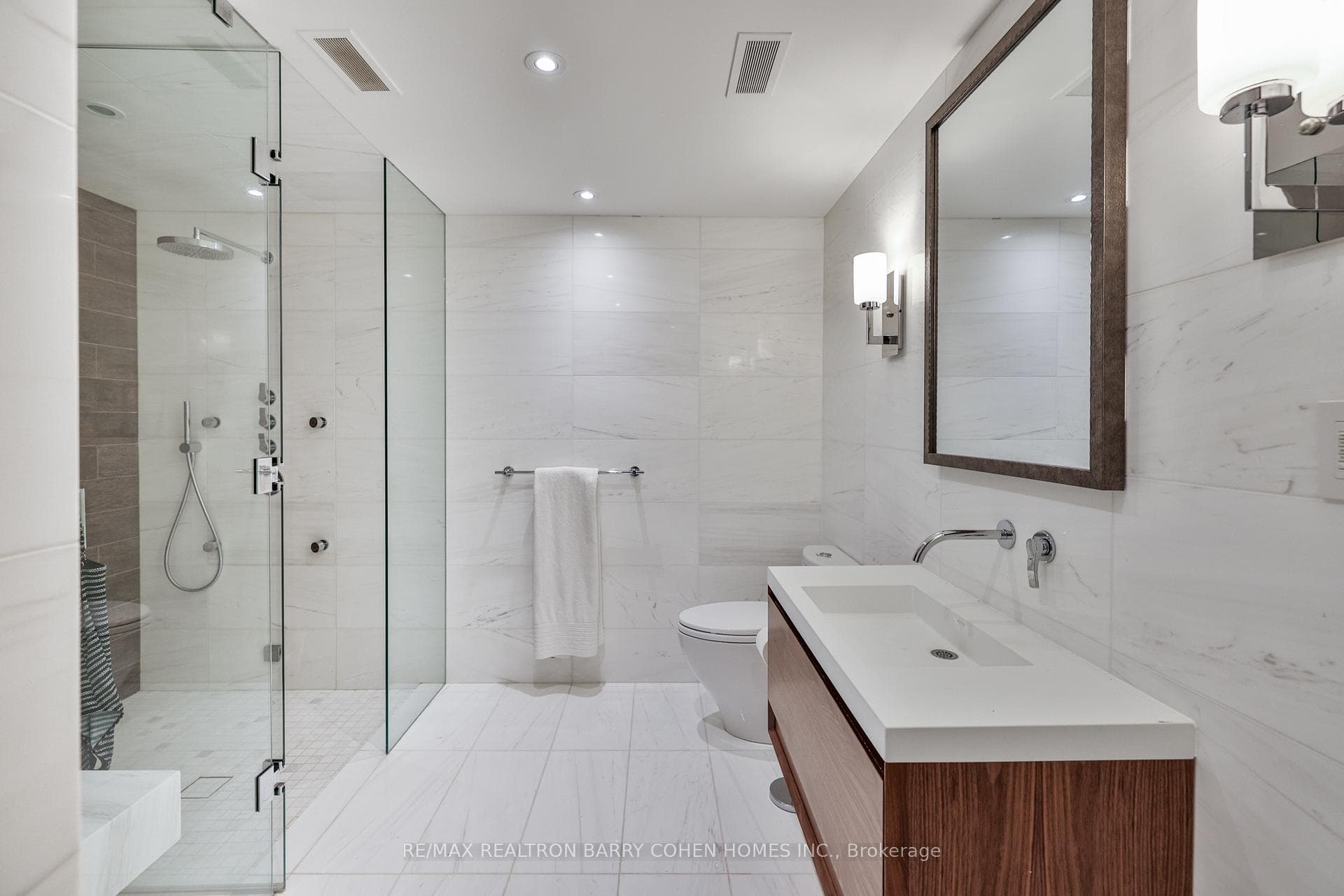 30 Whitney Avenue photo 42