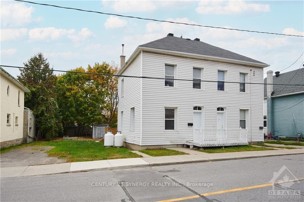 154 BECKWITH Street photo 2