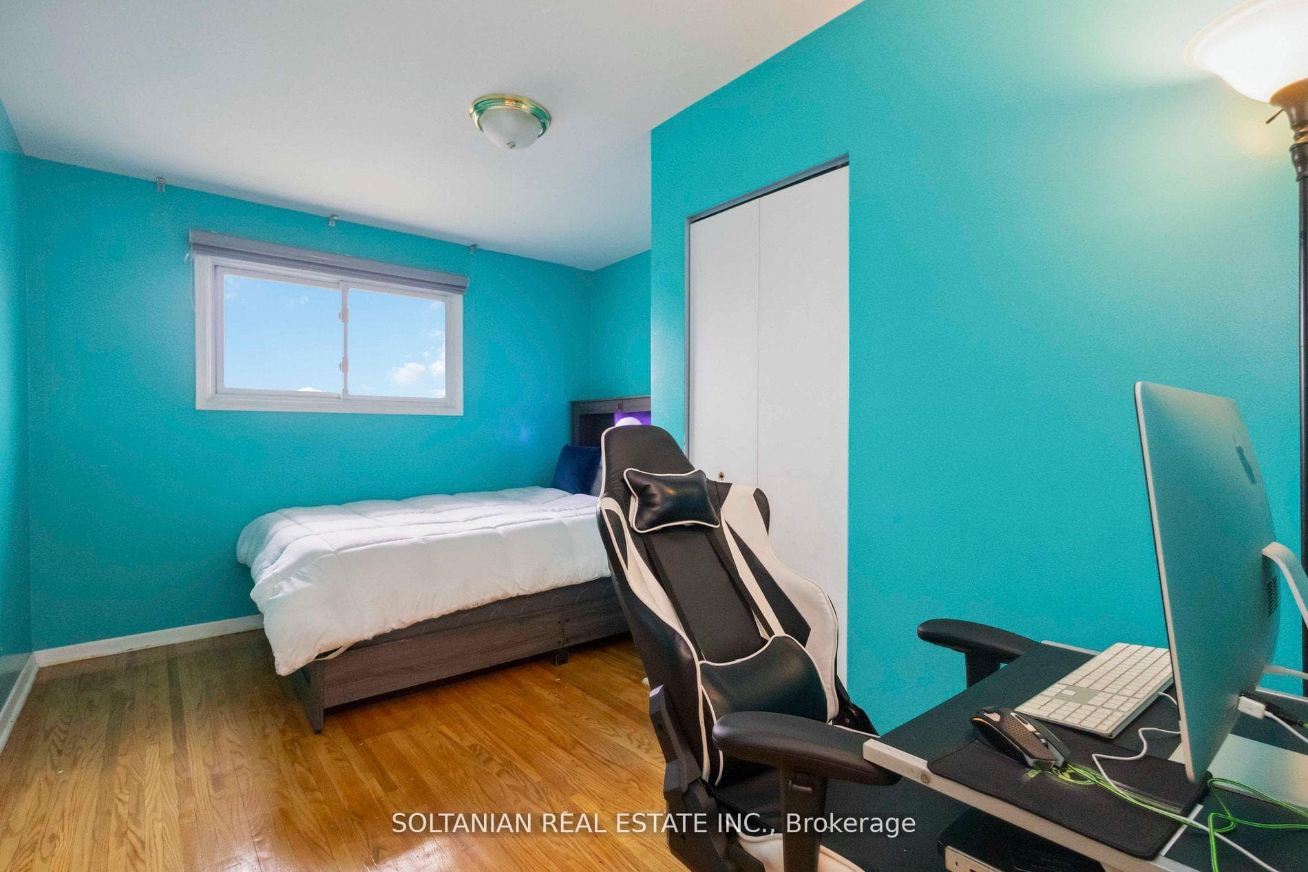 102 Elnathan Crescent photo 18