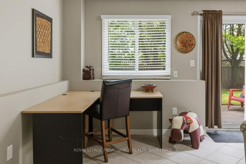 882 Winchester Lane photo 29