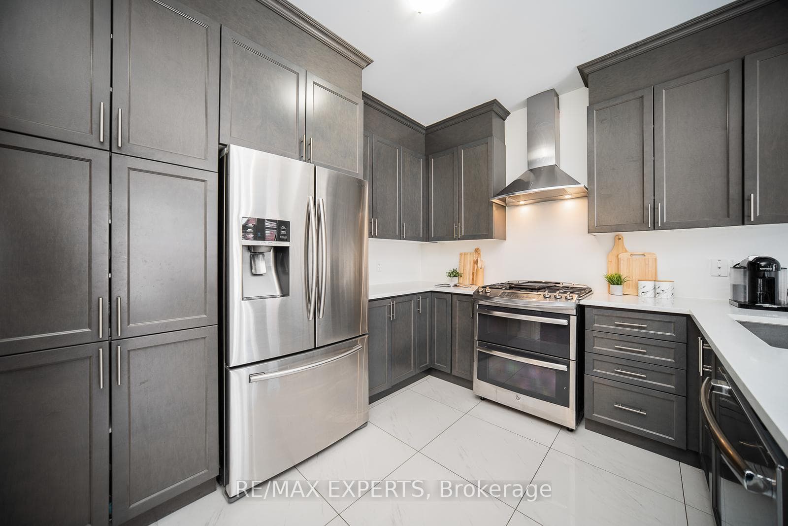 54 Gibson Circle photo 21