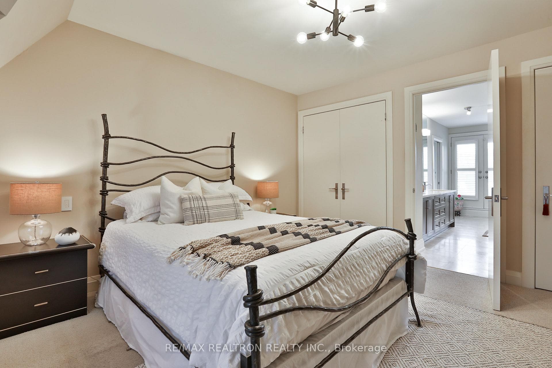 51B Foxley Street photo 24