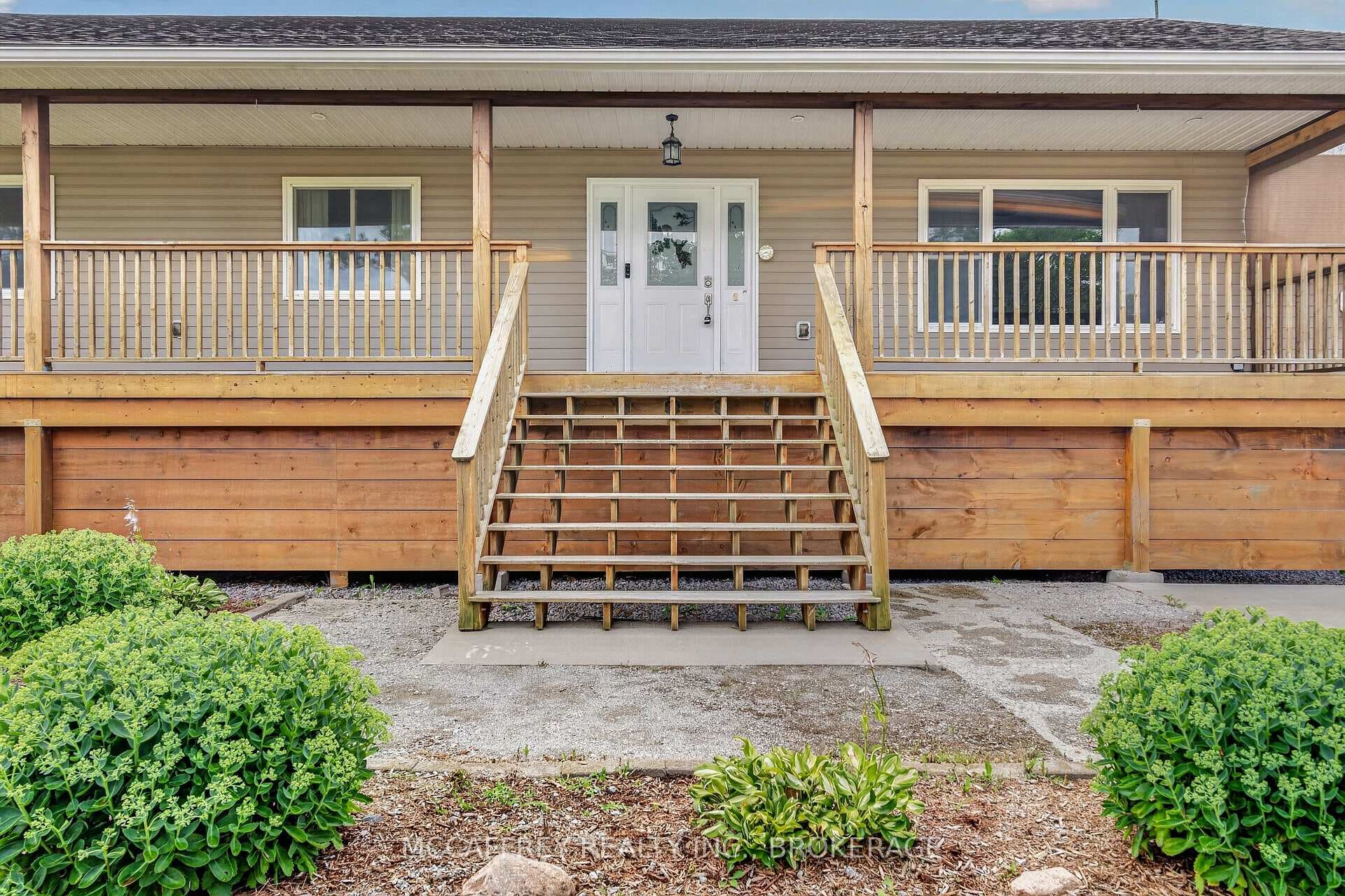 280 DENRIDGE Road photo 2
