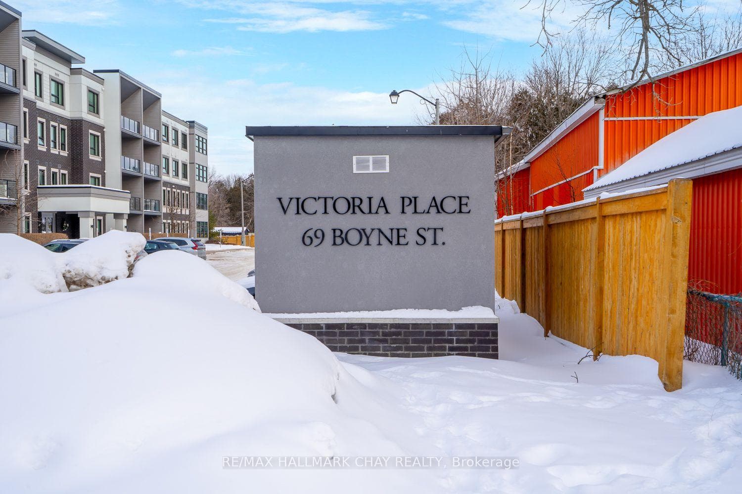 69 Boyne Street Unit 105 photo 9