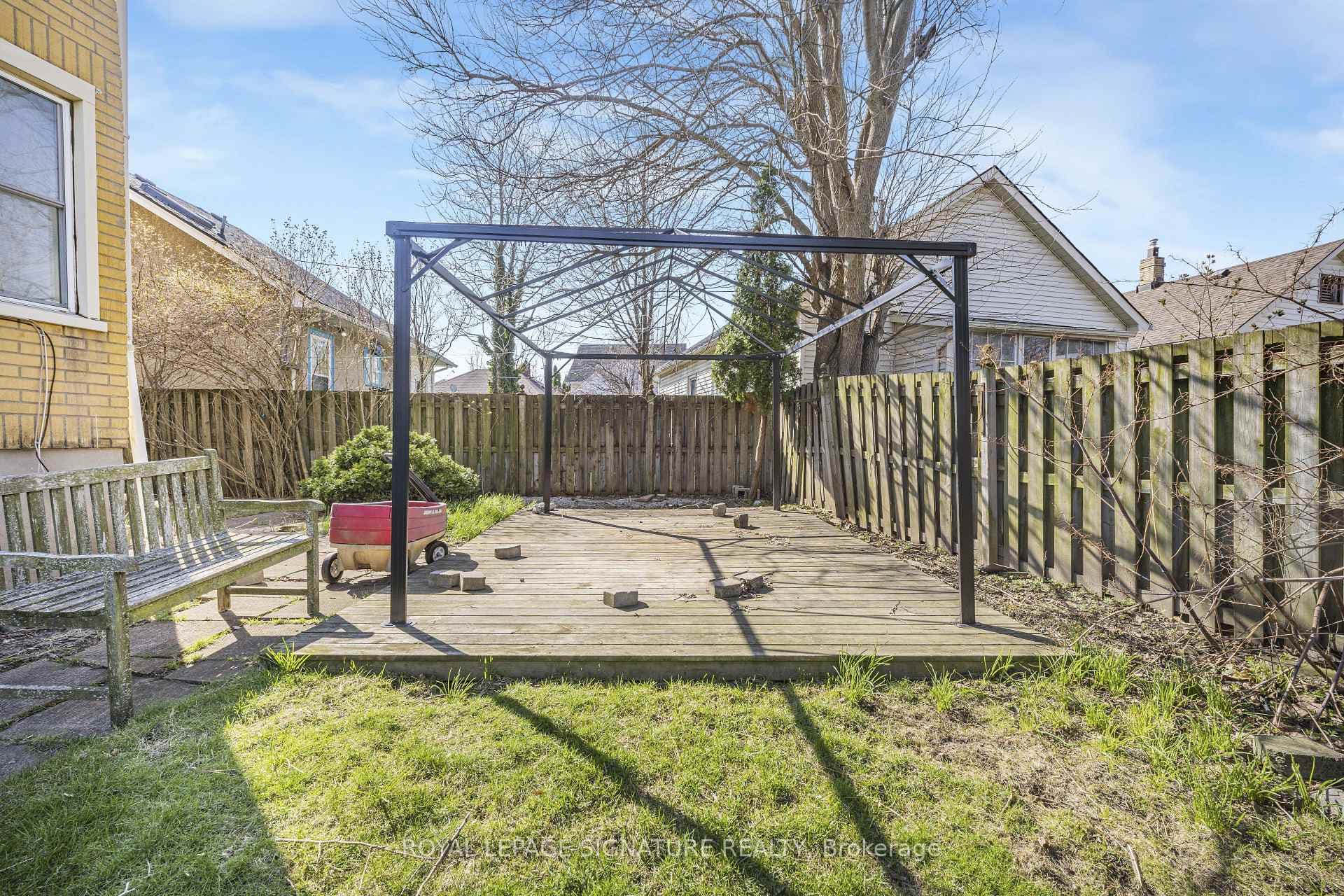 141 York Street photo 34