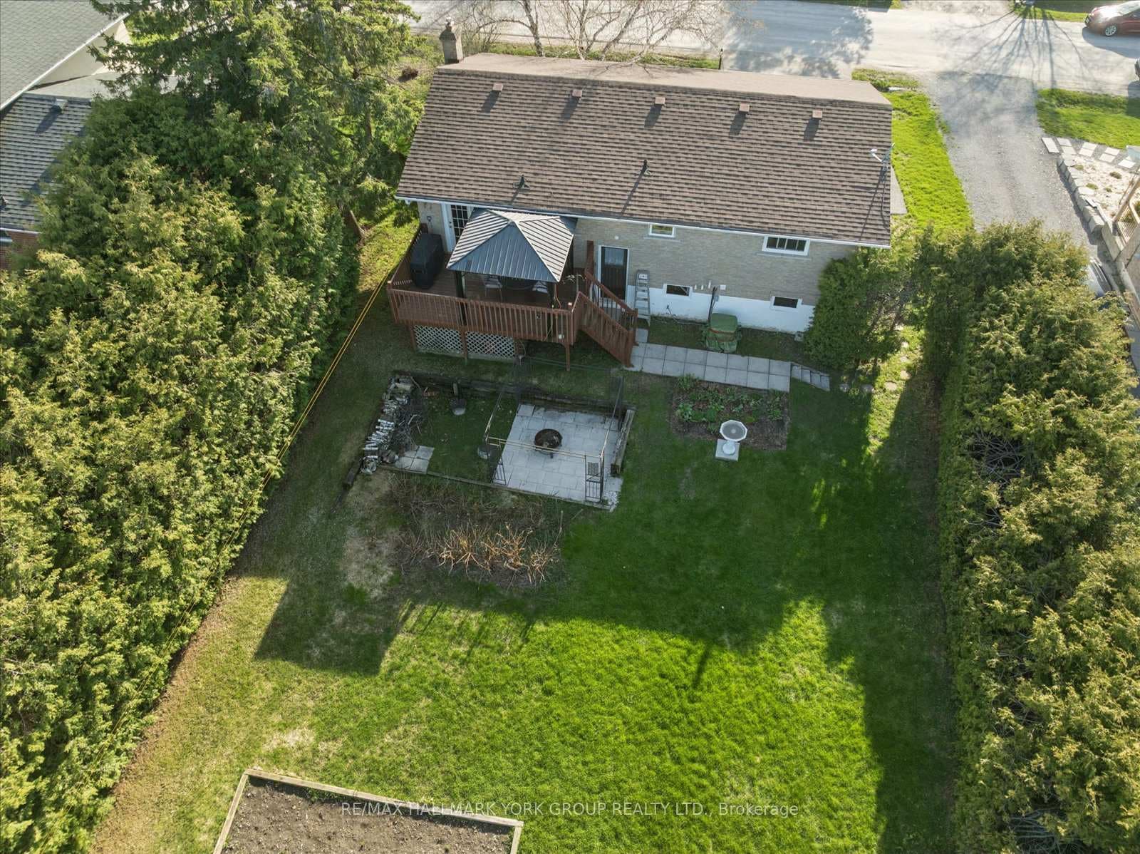 61 Adelaide Street photo 39