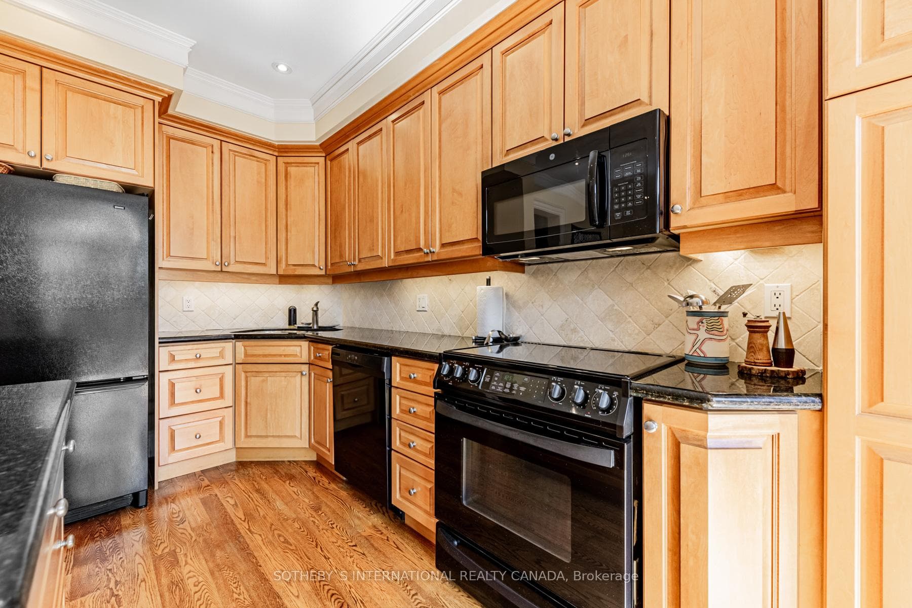 99 Cranbrooke Avenue photo 9