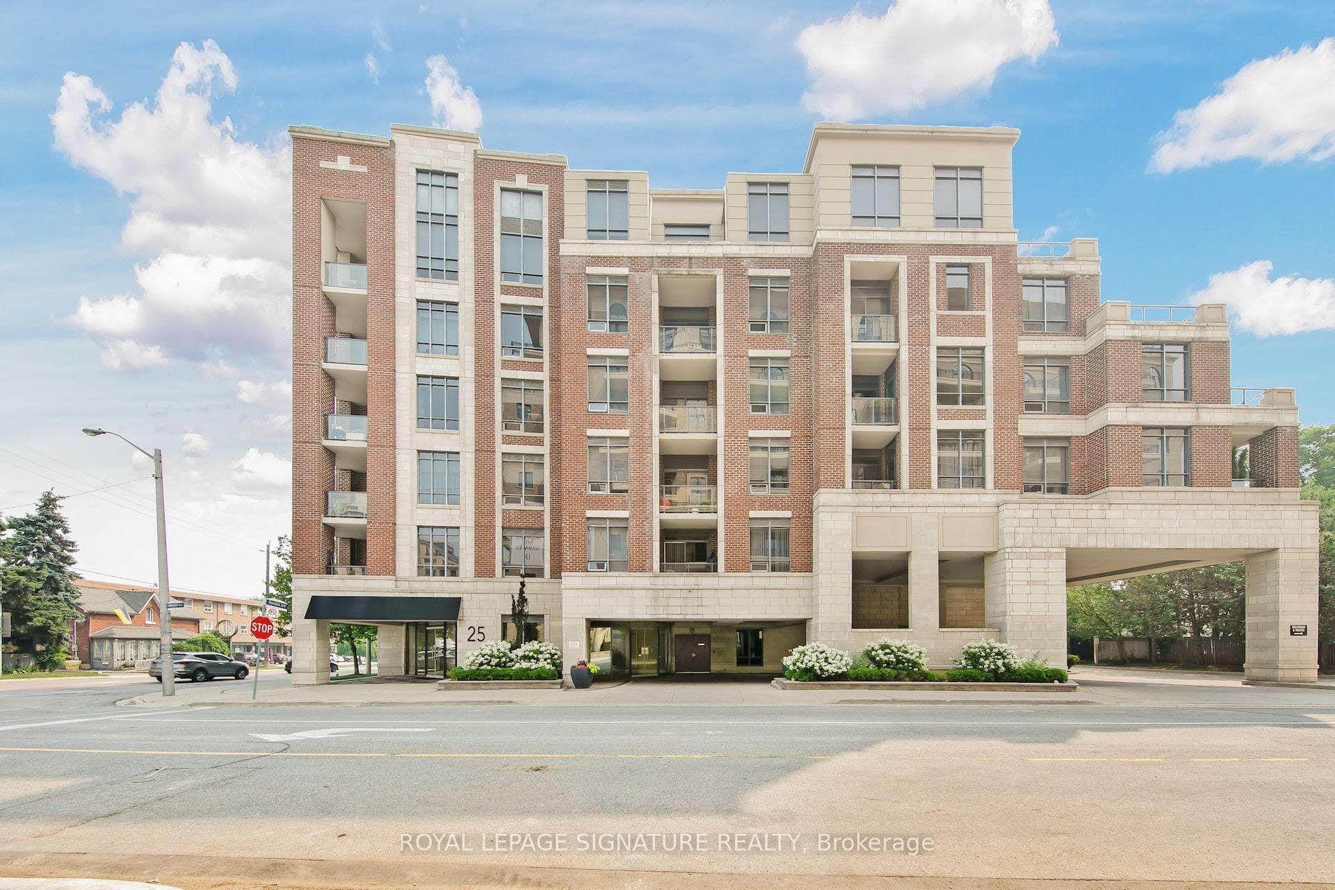 25 Earlington Avenue Unit 307 photo 22