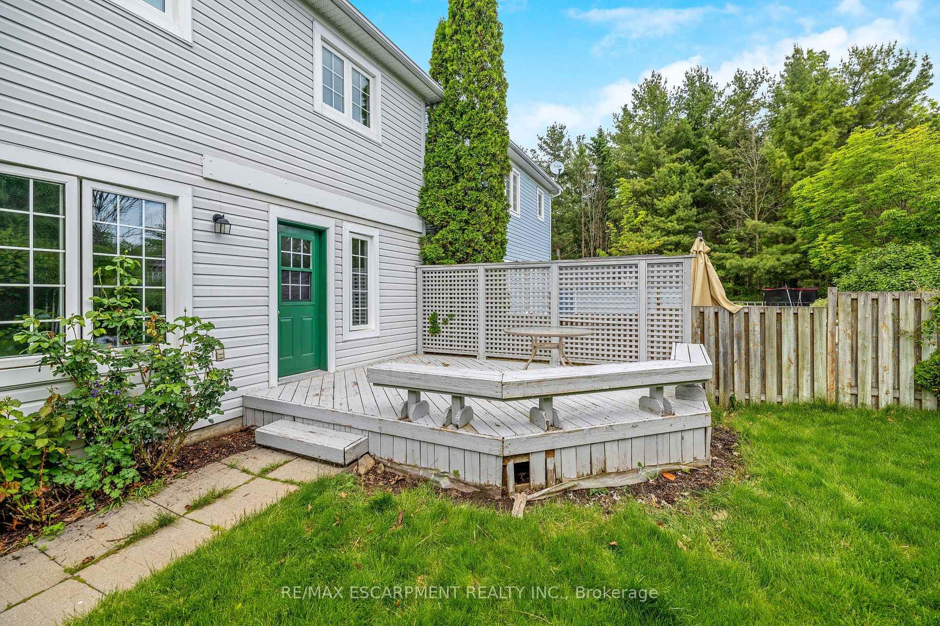 151 Academy Place photo 27