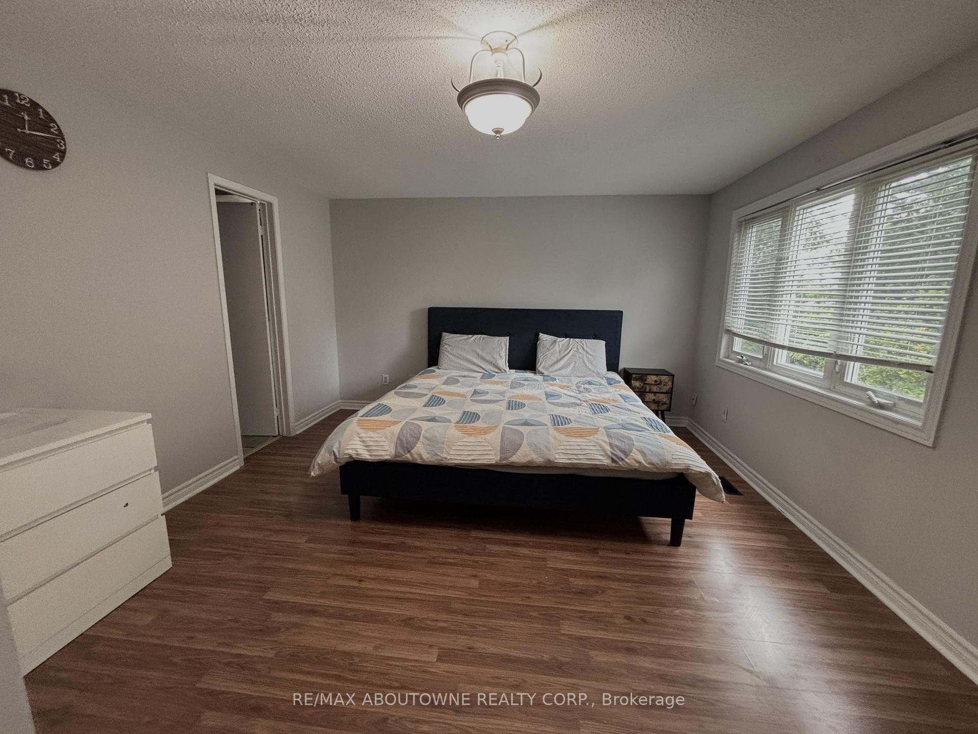 3072 Patrick Crescent photo 13