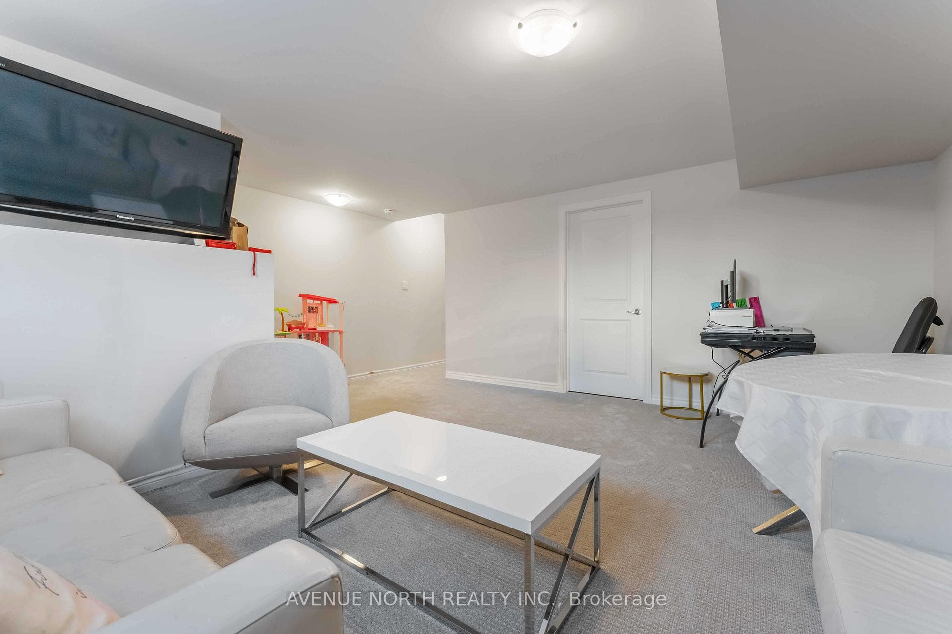 320 Grackle Street photo 36