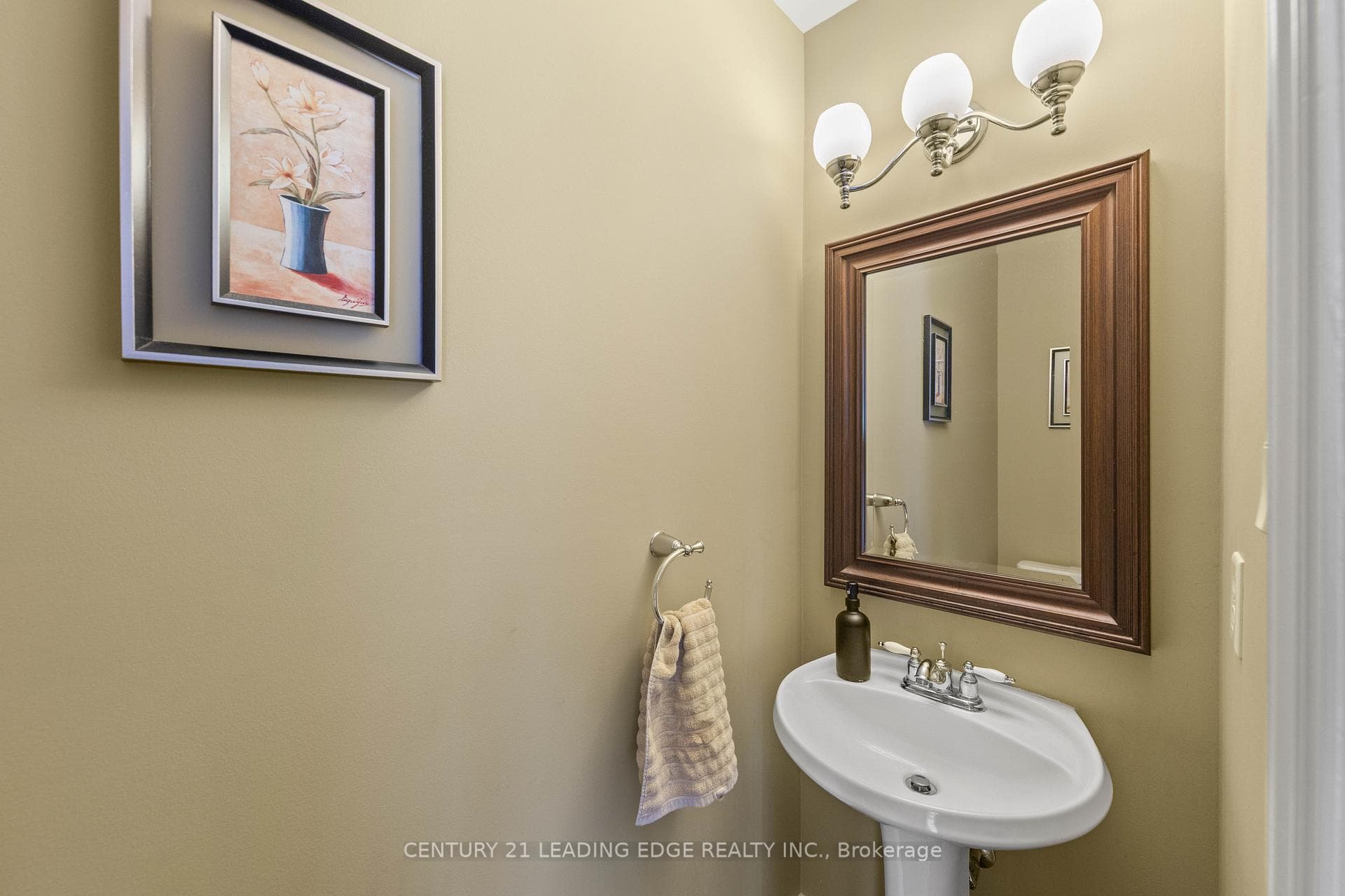 5 Haskell Avenue photo 28