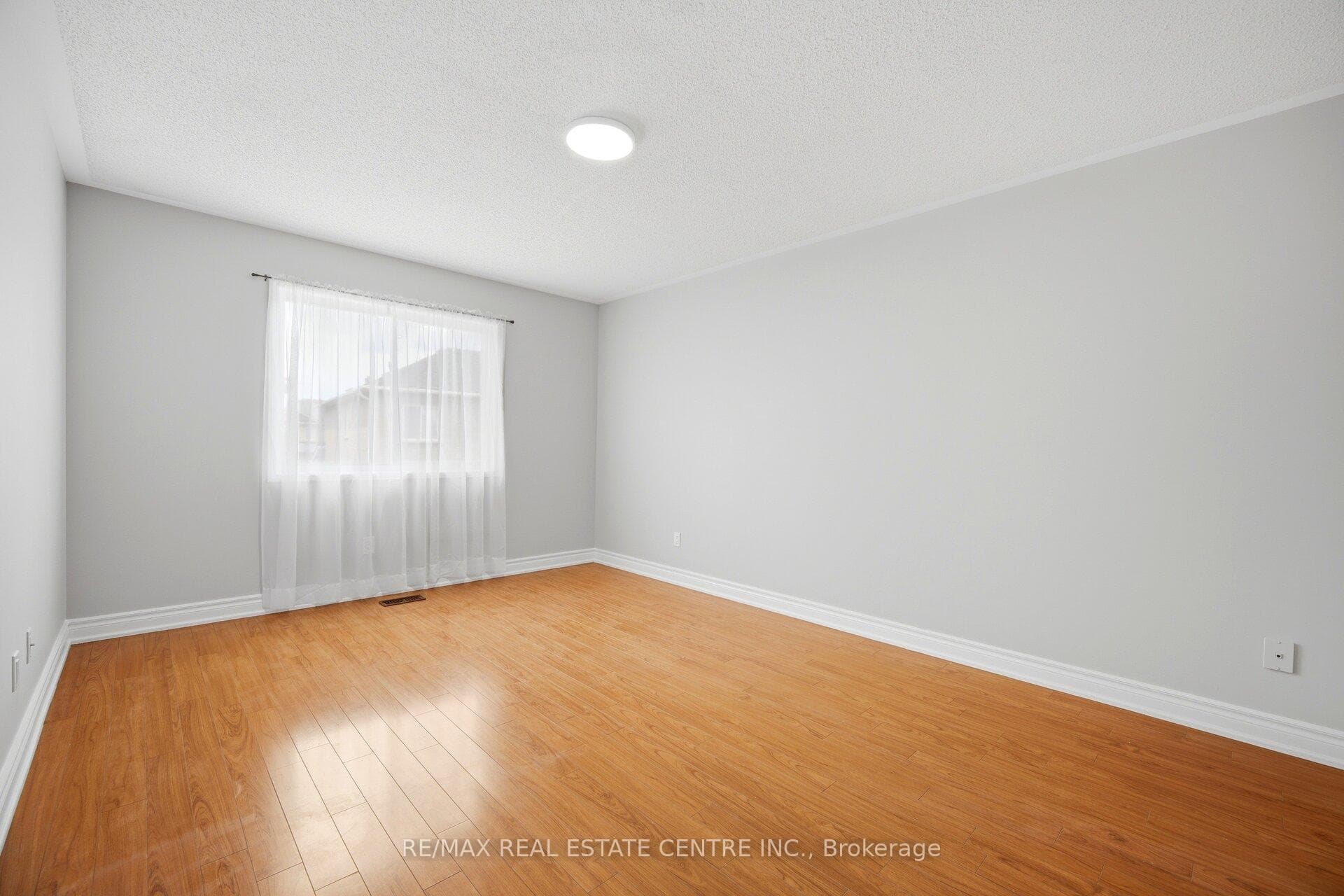 31 Spicebush Terrace photo 22