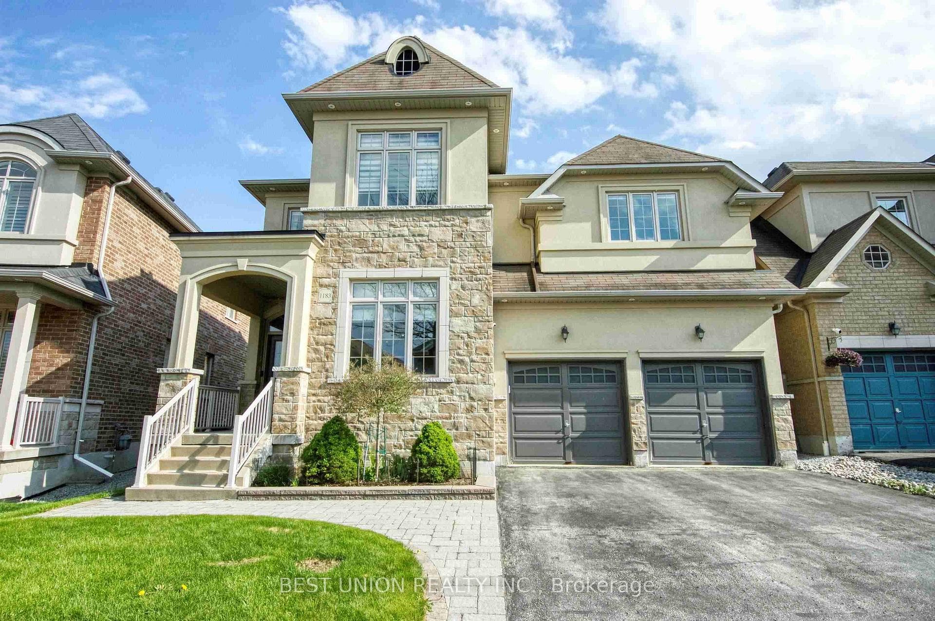 1183 Mctavish Drive photo 1