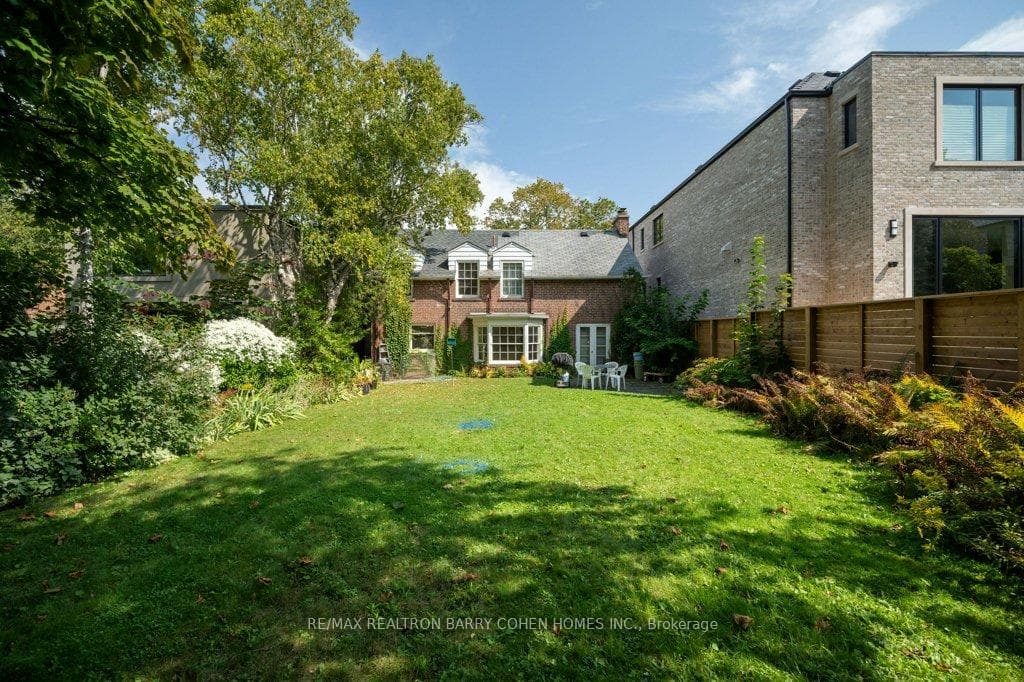 52 DANESWOOD Road photo 8
