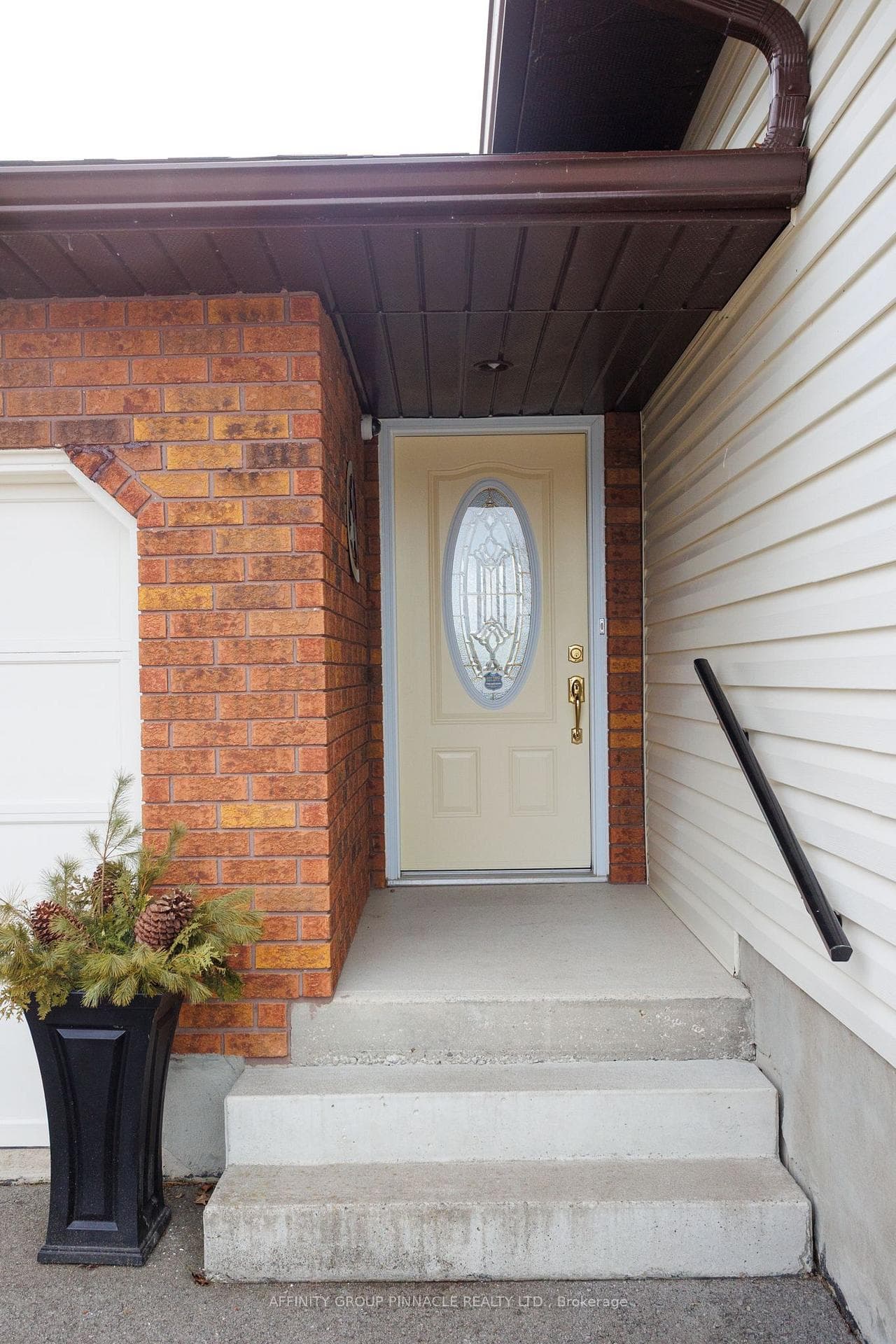 69 Beechwood Avenue photo 3