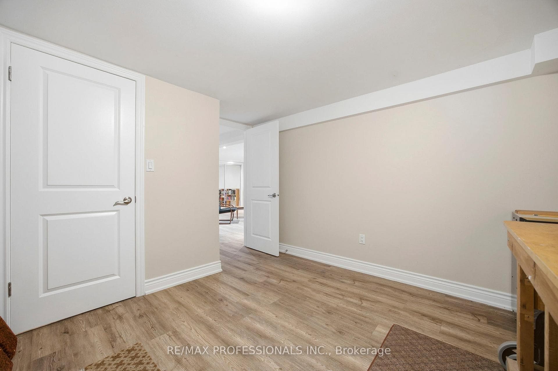4 Beaverbrook Avenue photo 27