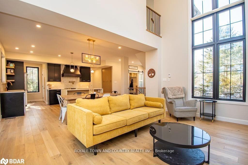 16 Austin Drive photo 9