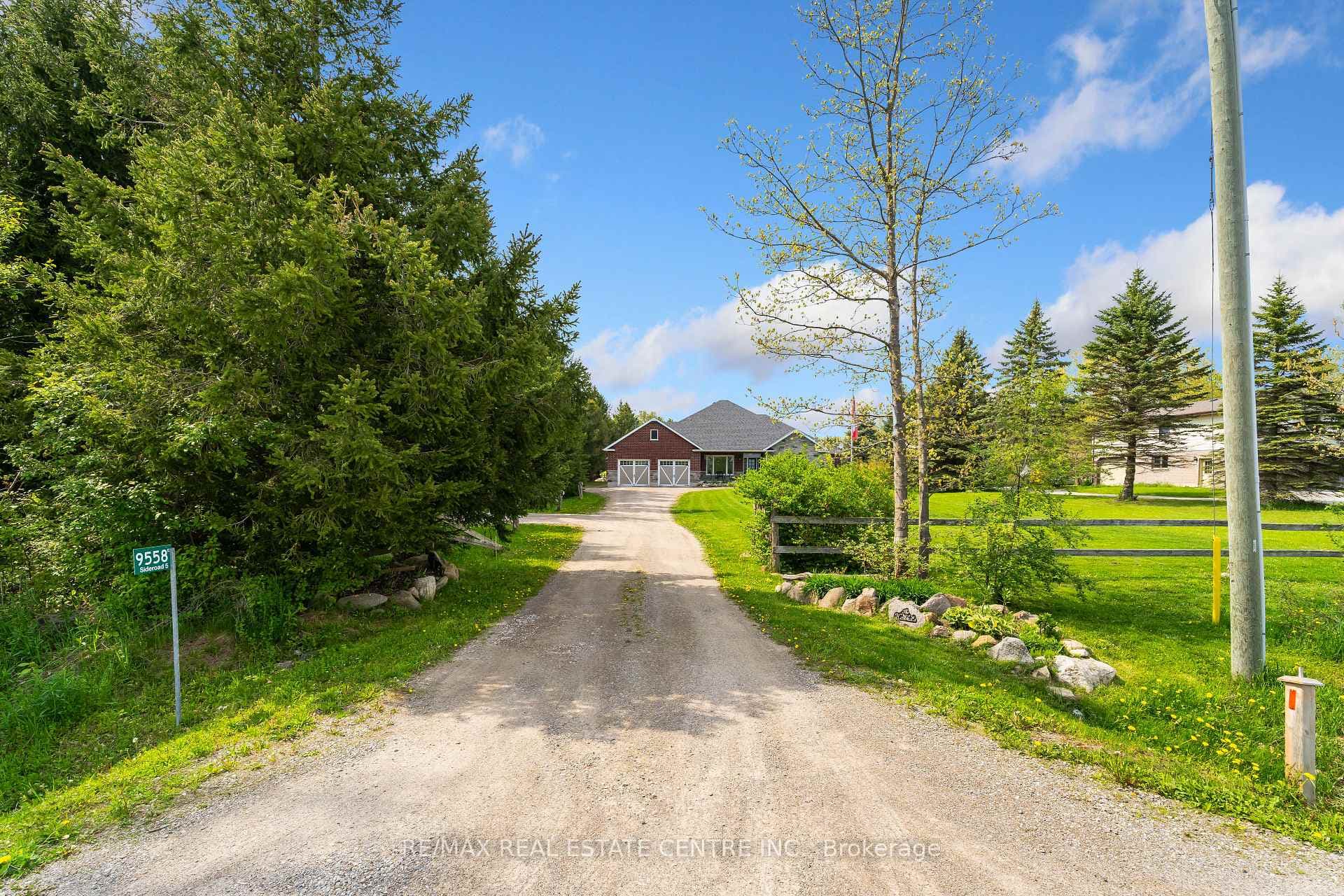 9558 5 Side Road photo 1