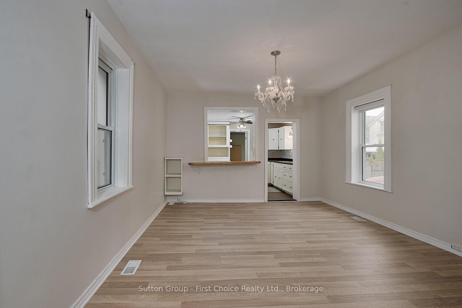 151 Caledonia Street photo 8