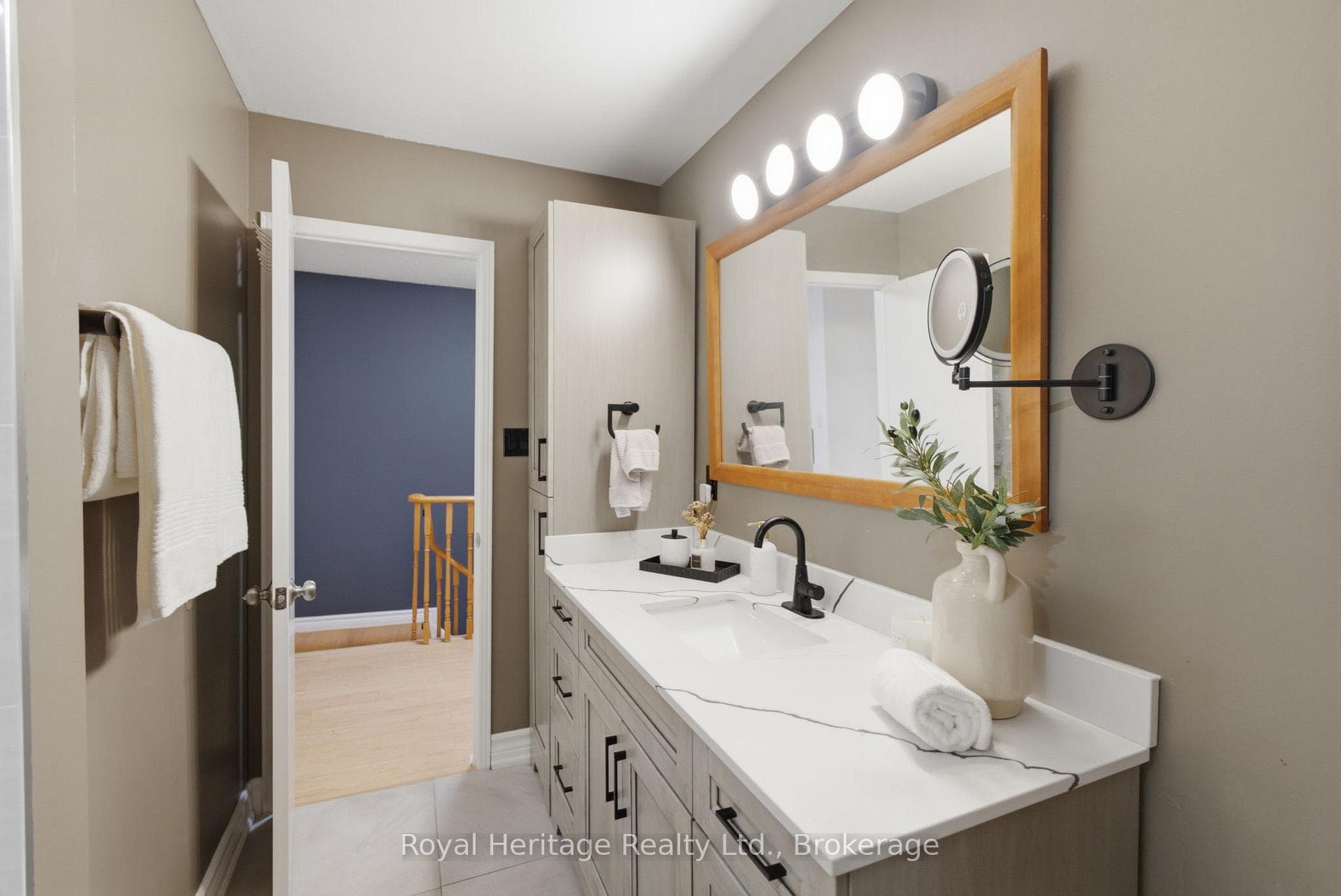 115 Avenue Road Unit 26 photo 25