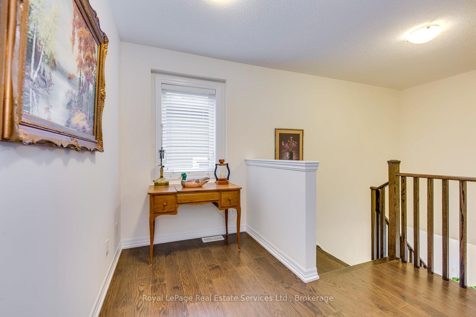 111 Aird Court photo 21