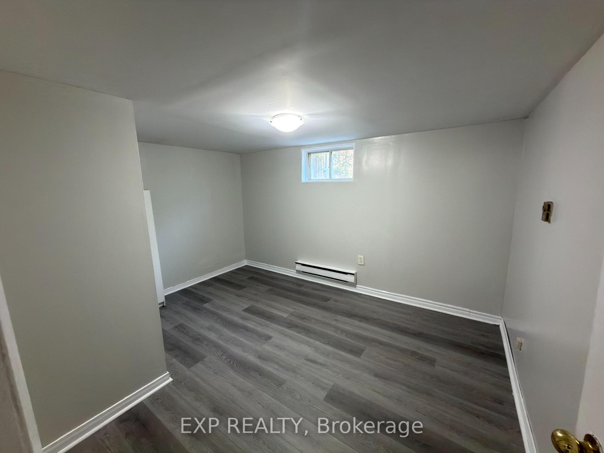 1168 Oxford Street Unit 3 photo 7